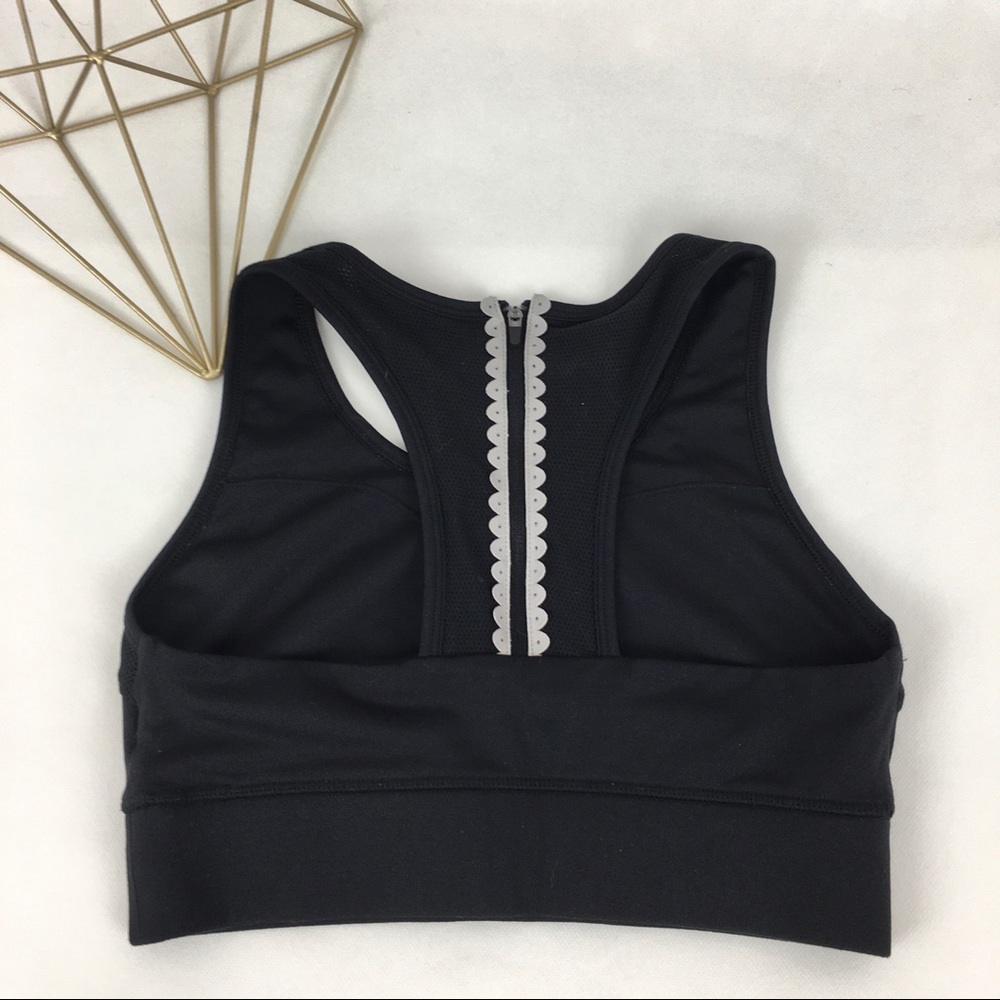 Jessica Simpson The Warm Up Sport Bra